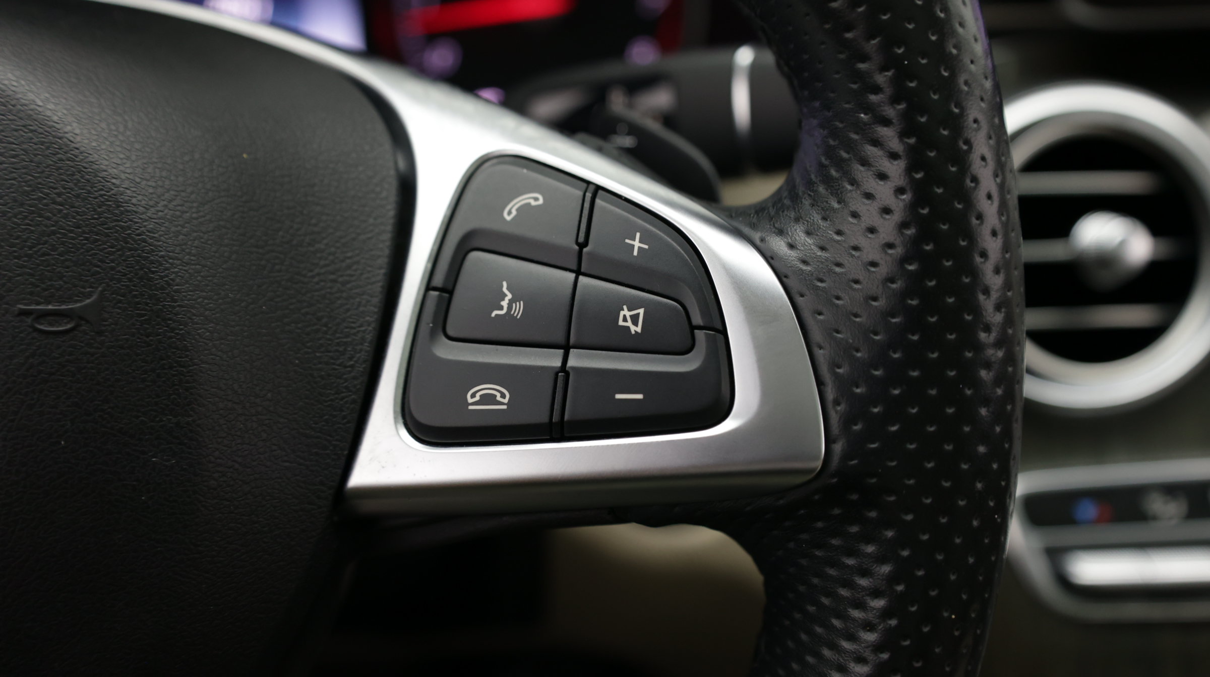 Used 2015 Mercedes-Benz C 300 4MATIC Sedan image 22