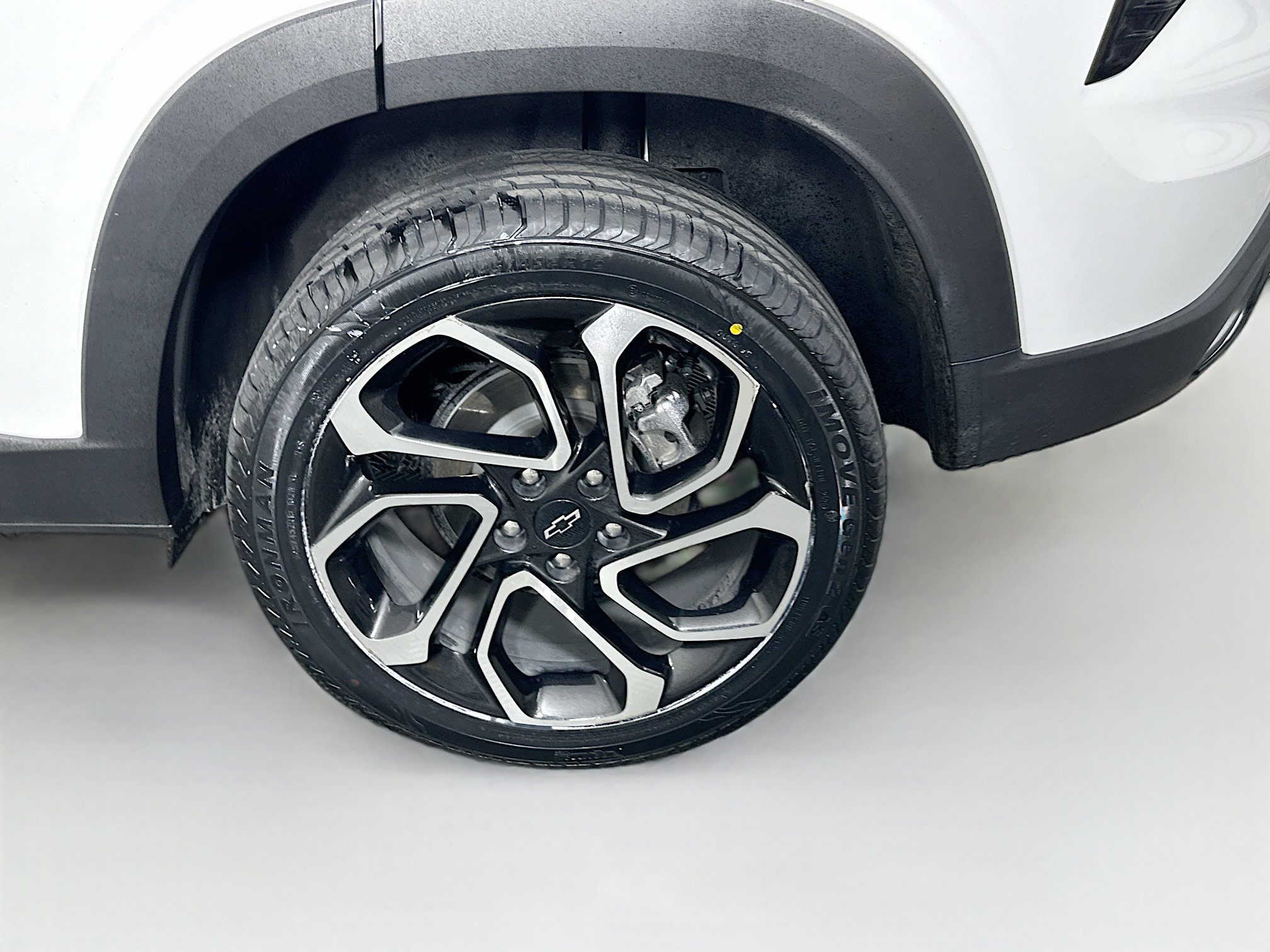 Used 2024 Chevrolet Trax RS w/ Driver Confidence Package FWD image 11
