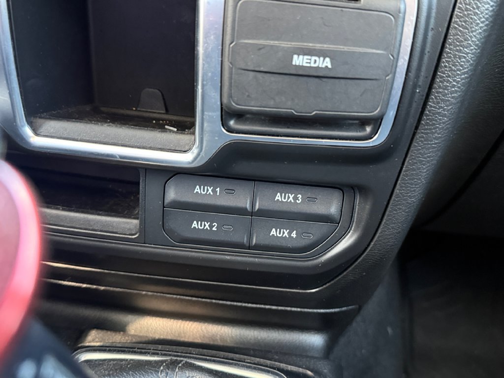 Used 2021 Jeep Gladiator Sport AWD/4WD image 30