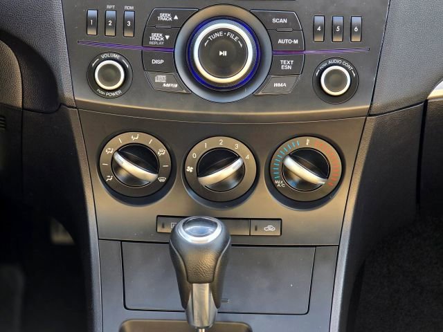 Used 2012 MAZDA MAZDA3 i Touring image 19