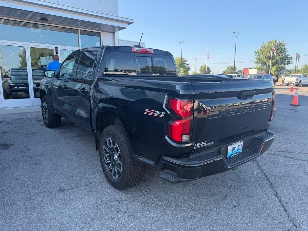 Used 2023 Chevrolet Colorado Z71 w/ Z71 Convenience Package 2 AWD/4WD image 4