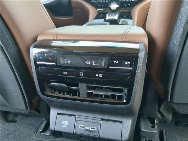 Used 2024 Acura MDX w/ Technology Package FWD image 15