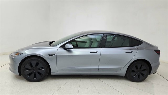 Used 2025 Tesla Model 3 Long Range image 3