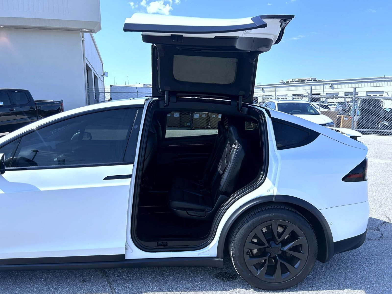Used 2022 Tesla Model X AWD/4WD image 16