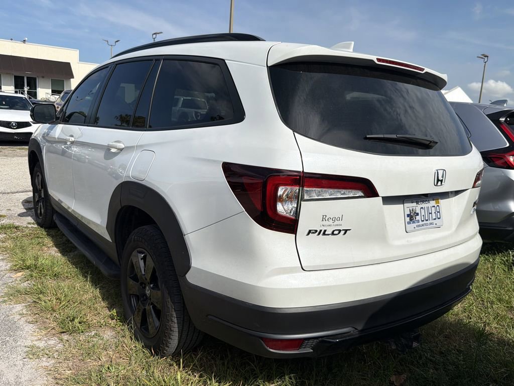Used 2022 Honda Pilot TrailSport image 8