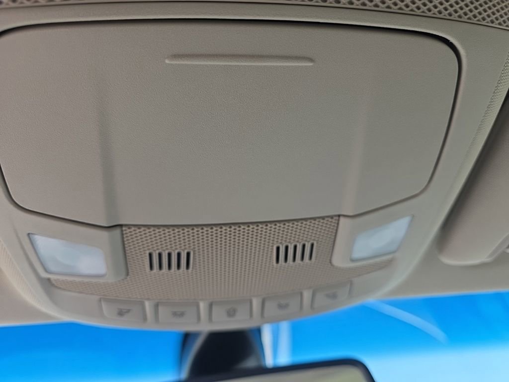 Used 2019 Lincoln MKZ Premiere FWD image 15