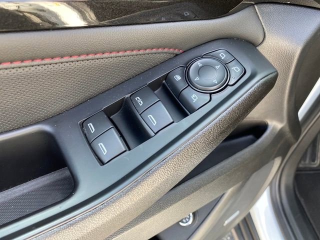 Certified 2023 Chevrolet Traverse RS image 17