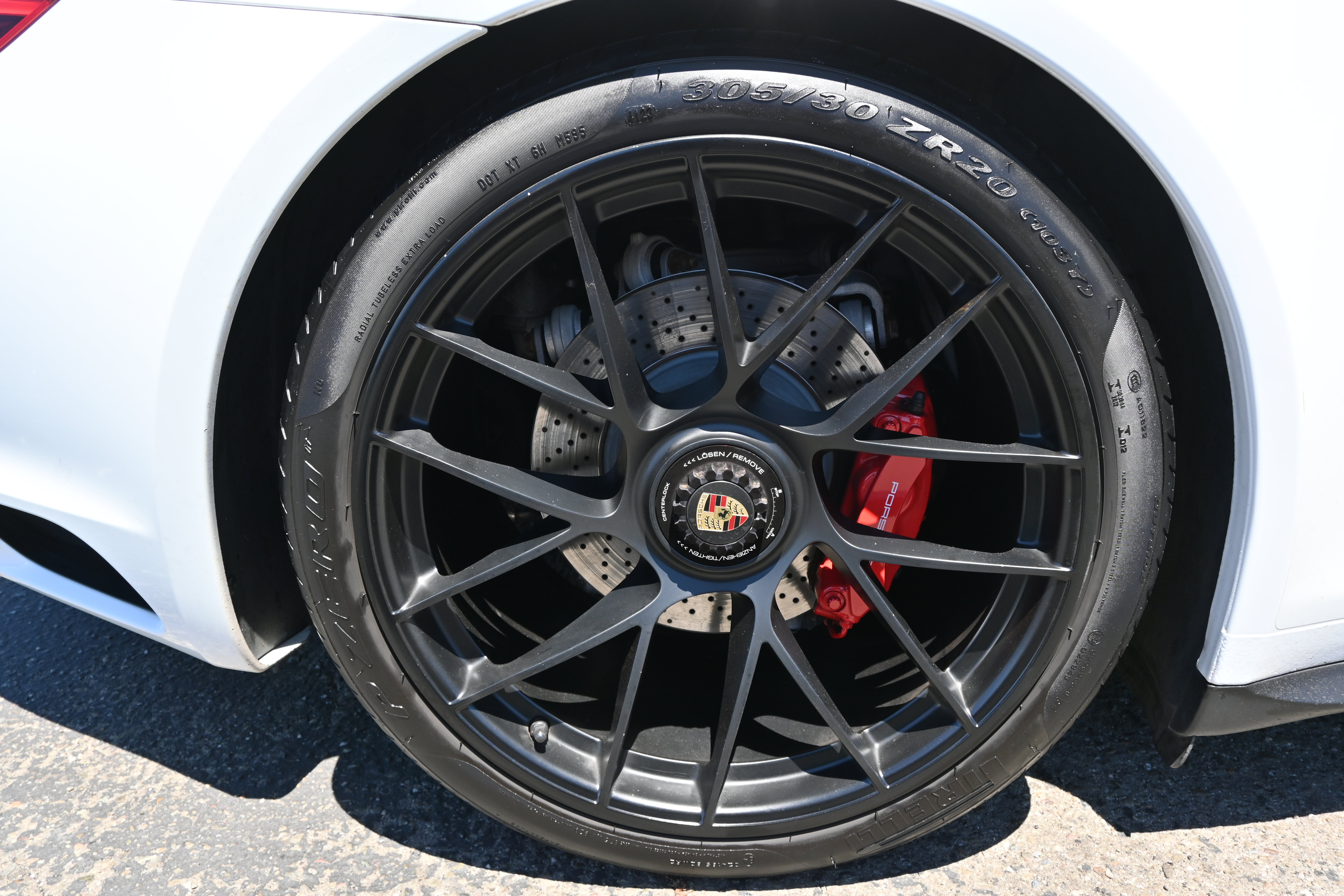 Used 2018 Porsche 911 GT3 RS image 36