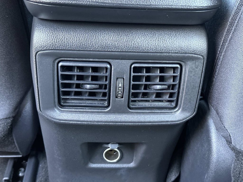 Used 2025 Toyota RAV4 LE FWD image 17