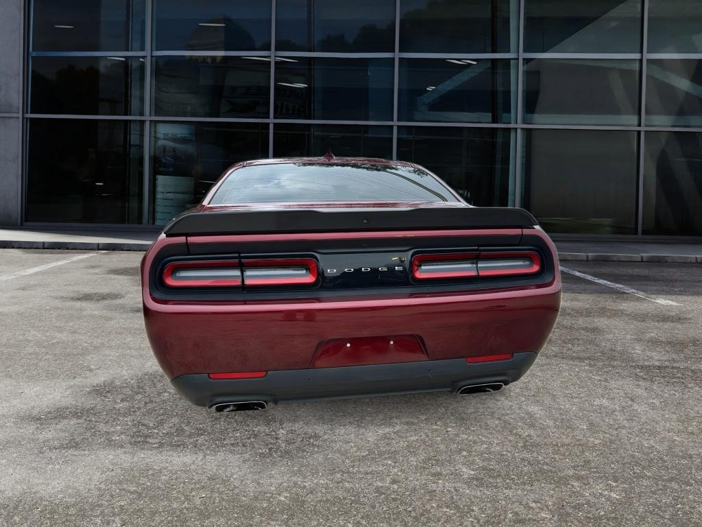 Used 2022 Dodge Challenger R/T Scat Pack w/ Dynamics Package RWD image 7