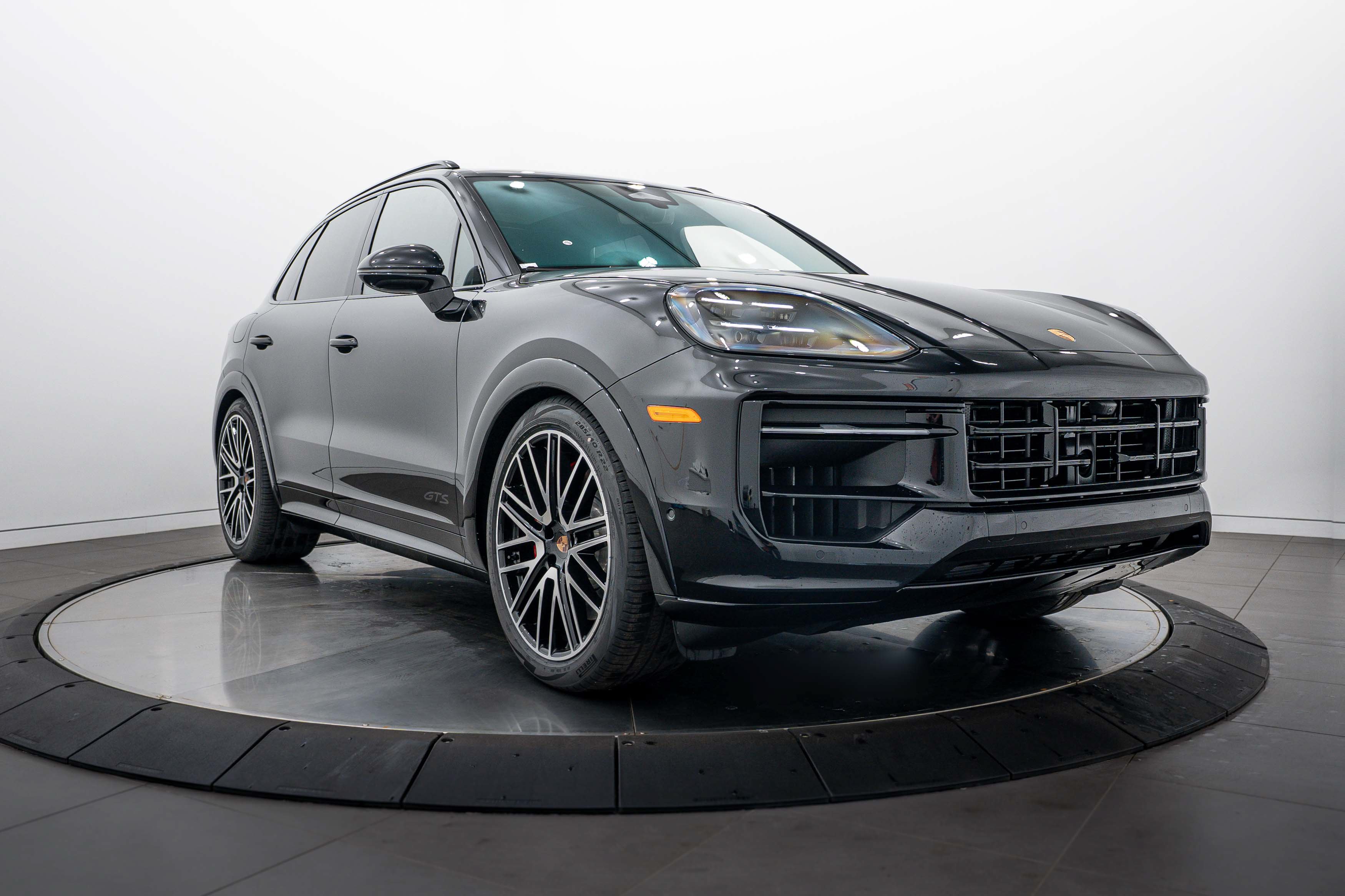 New 2026 Porsche Cayenne GTS AWD/4WD image 9