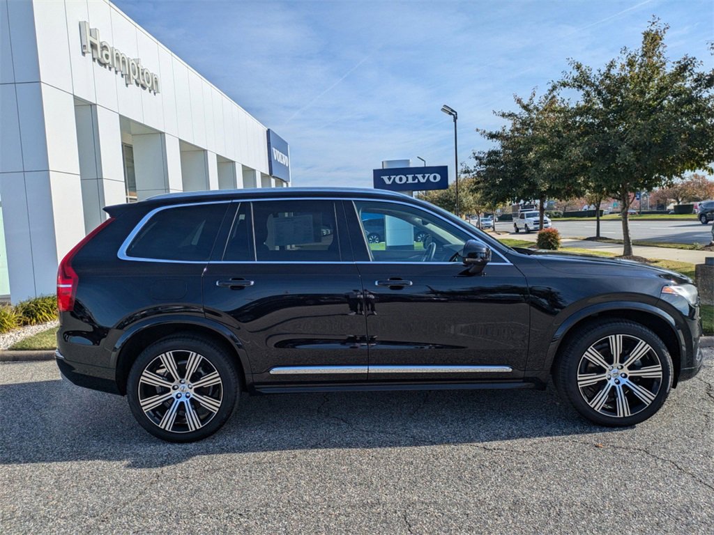 Certified 2022 Volvo XC90 T6 Inscription w/ Climate Package image 2