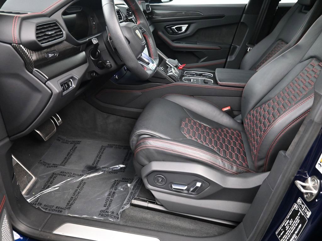 Used 2024 Lamborghini Urus S image 6