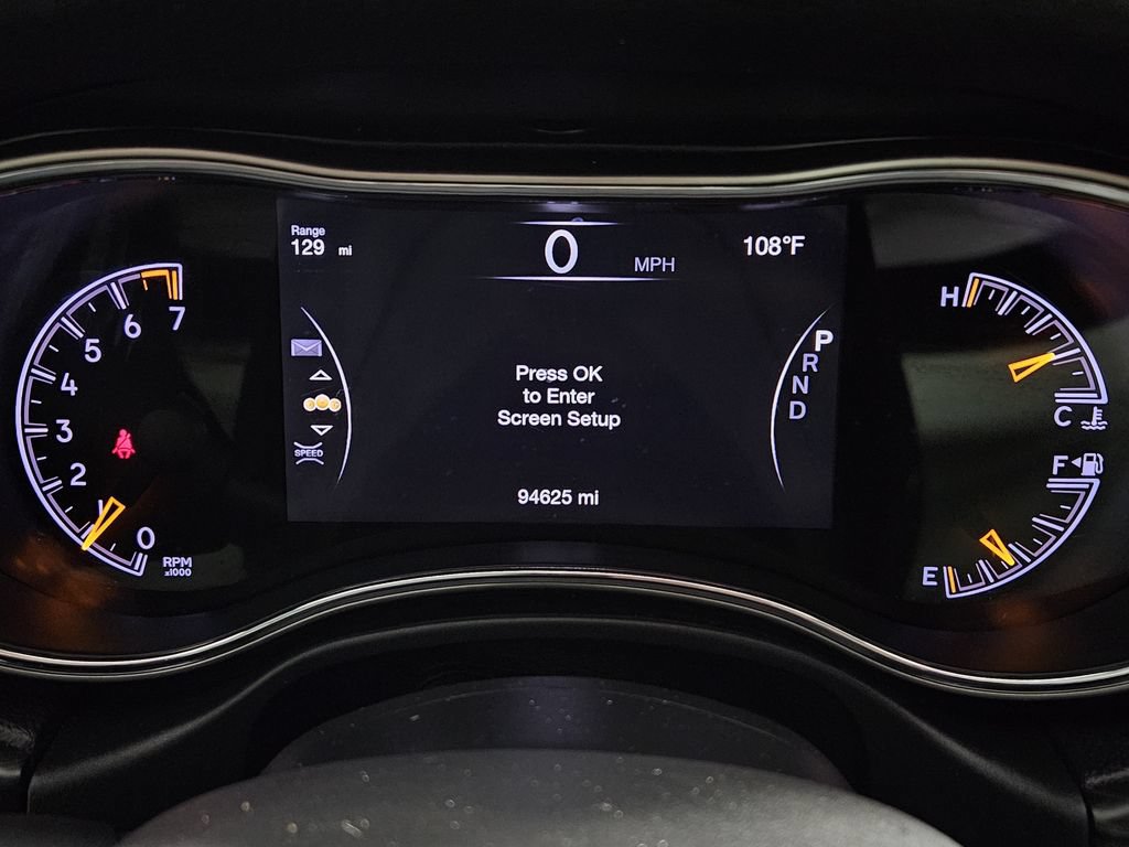 Used 2020 Jeep Grand Cherokee Altitude RWD image 10