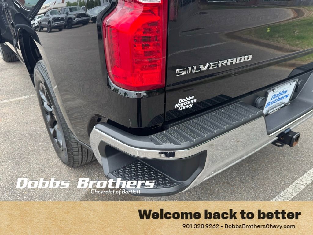 Used 2025 Chevrolet Silverado 1500 LT AWD/4WD image 42