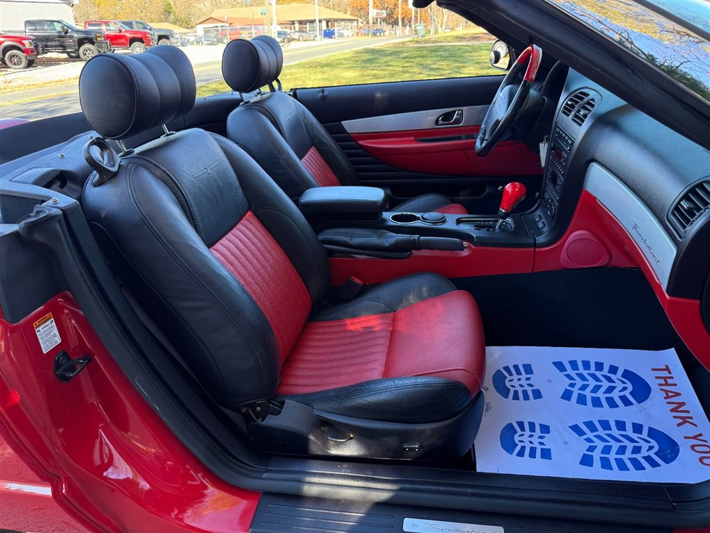 Used 2004 Ford Thunderbird image 60