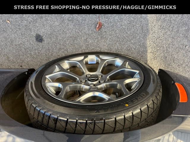 Used 2016 Chrysler 300 C Platinum w/ Safetytec Plus Group image 12