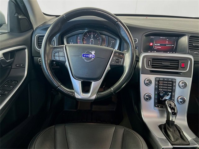 Used 2018 Volvo S60 T5 Dynamic w/ Vision Package image 22