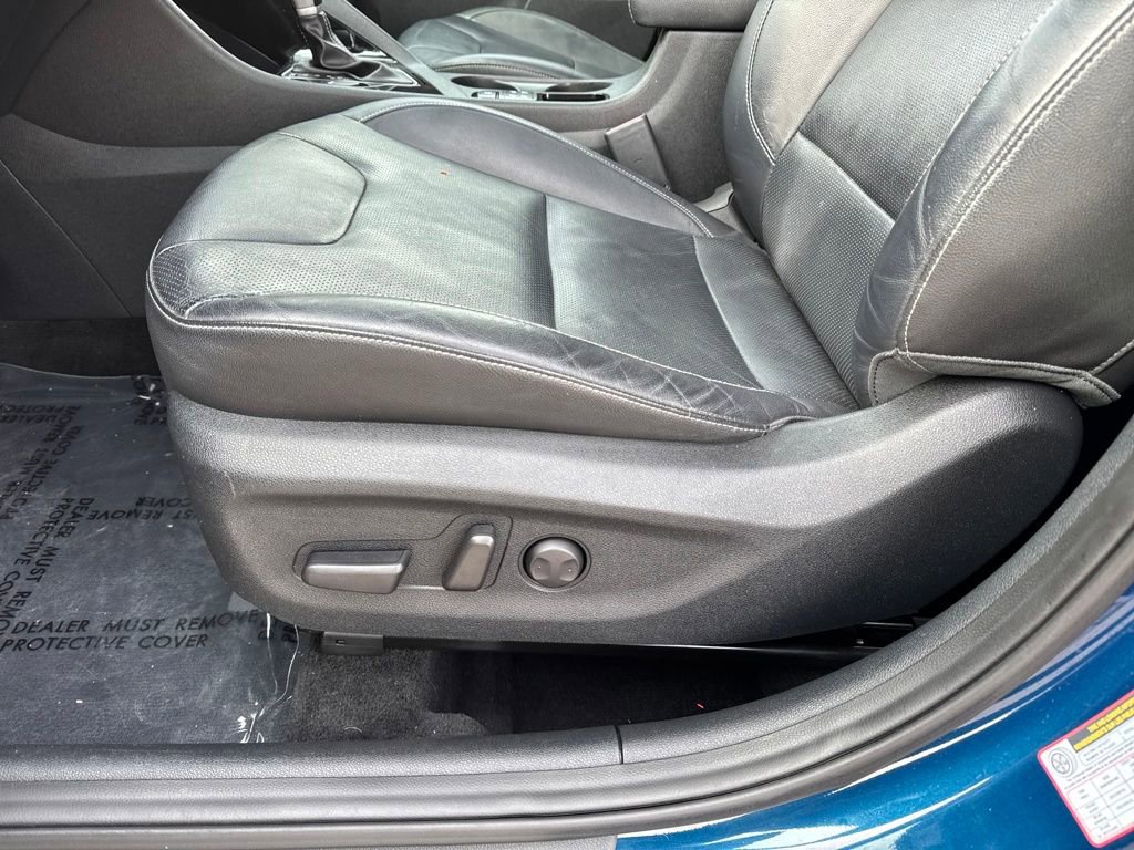 Used 2017 Kia Niro Touring image 25