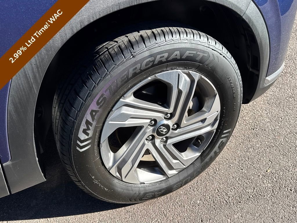 Certified 2023 Hyundai Santa Fe SEL w/ Premium Package image 9