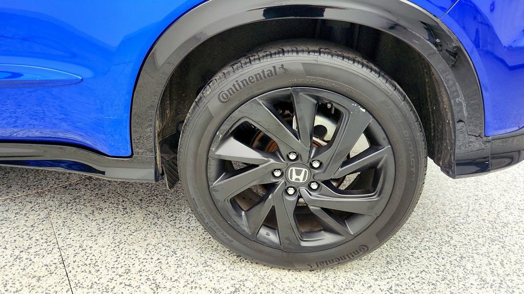 Used 2022 Honda HR-V Sport image 9