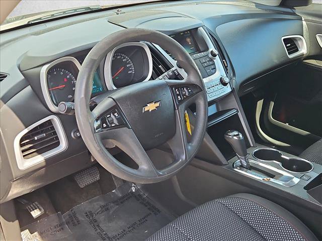 Used 2017 Chevrolet Equinox LS AWD/4WD image 11