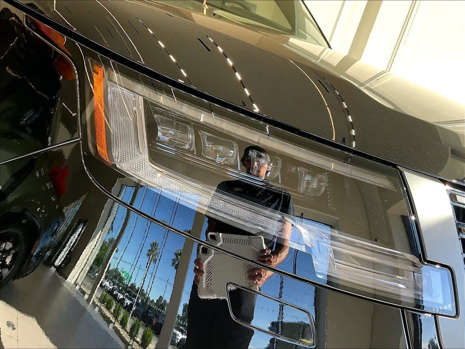 New 2026 Land Rover Range Rover SV image 30