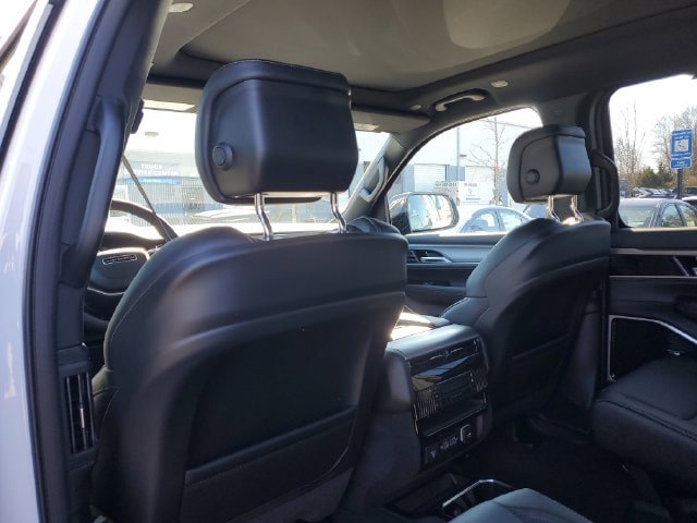 New 2026 Jeep Grand Wagoneer Limited w/ Premium Group II AWD/4WD image 12