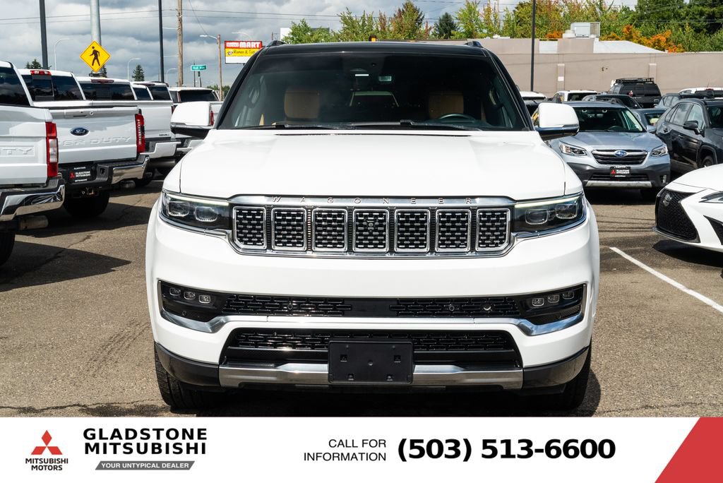 Used 2022 Jeep Grand Wagoneer Series III w/ Rear Seat Video Group 1 AWD/4WD image 2