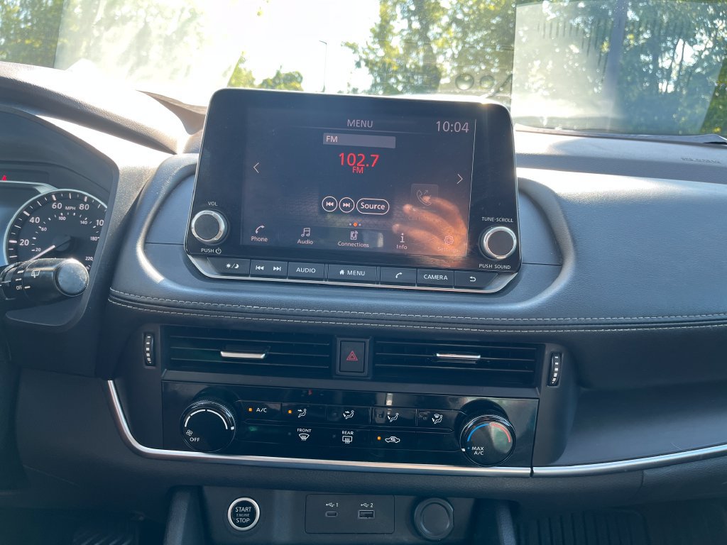 Used 2021 Nissan Rogue S FWD image 16