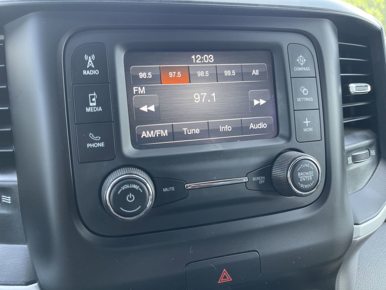 Used 2022 RAM 1500 Big Horn image 10