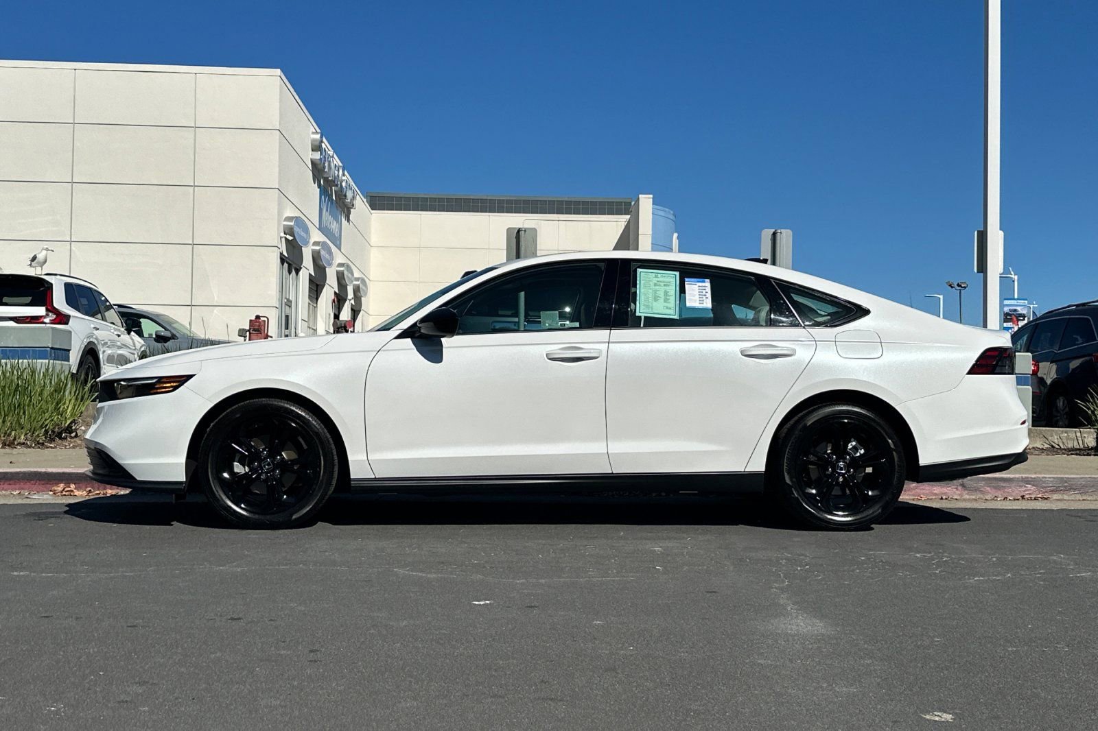 Certified 2025 Honda Accord SE image 6