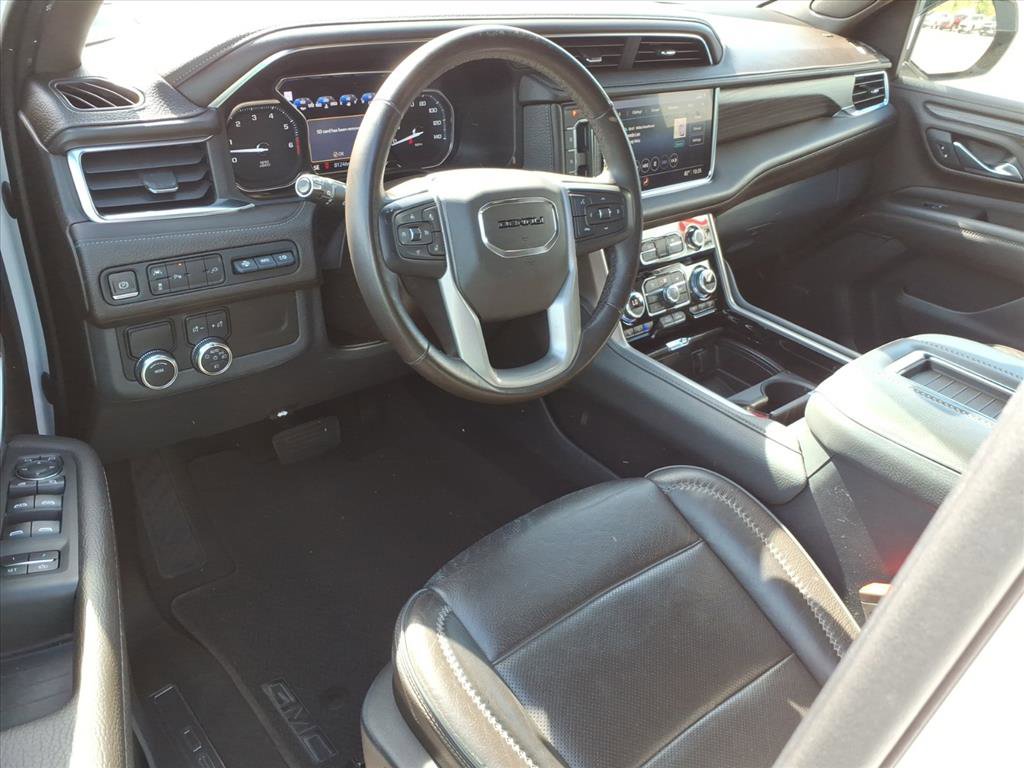 Used 2021 GMC Yukon Denali w/ Advanced Technology Package RWD image 15
