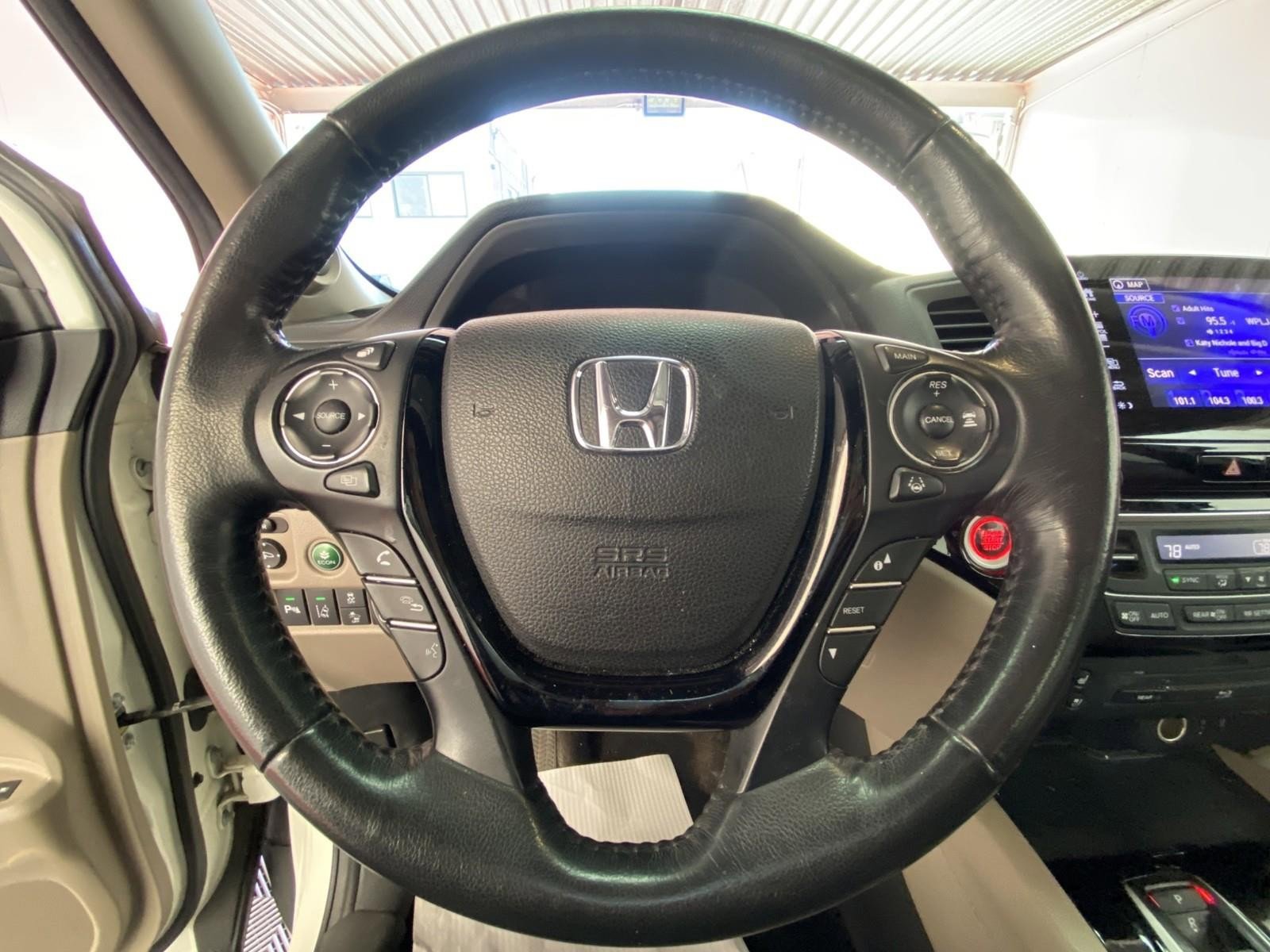 Used 2017 Honda Pilot Elite image 28
