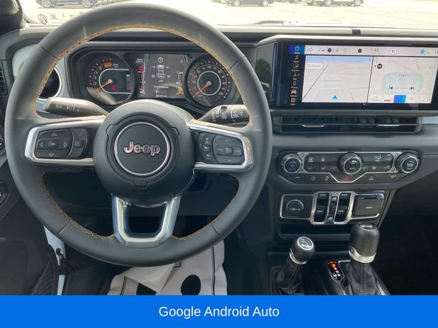 Used 2024 Jeep Wrangler Unlimited Sahara w/ Technology Group AWD/4WD image 8
