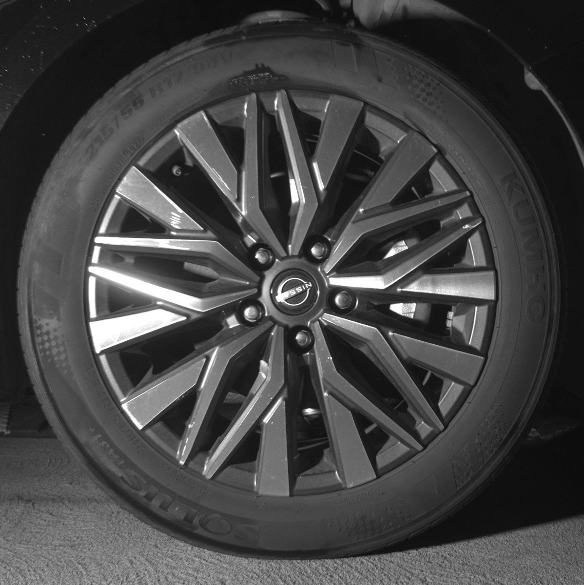 Used 2025 Nissan Altima 2.5 SV image 13