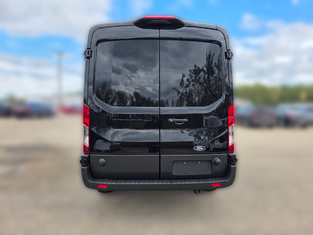 New 2026 Ford Transit 250 148 Medium Roof w/ Load Area Protection Package RWD image 7