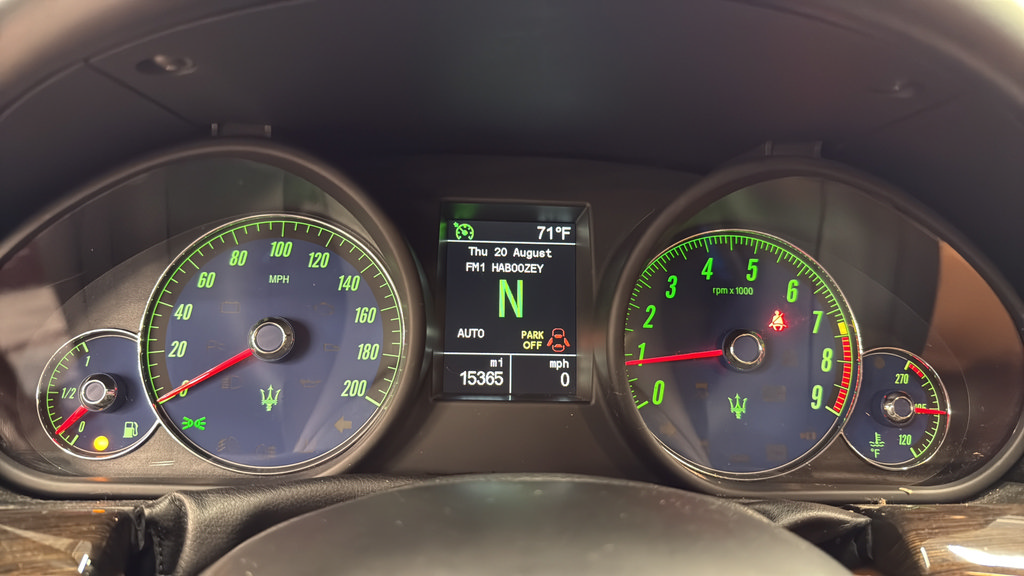 Used 2015 Maserati GranTurismo Convertible RWD image 40