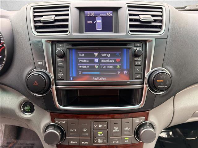 Used 2013 Toyota Highlander Limited image 19