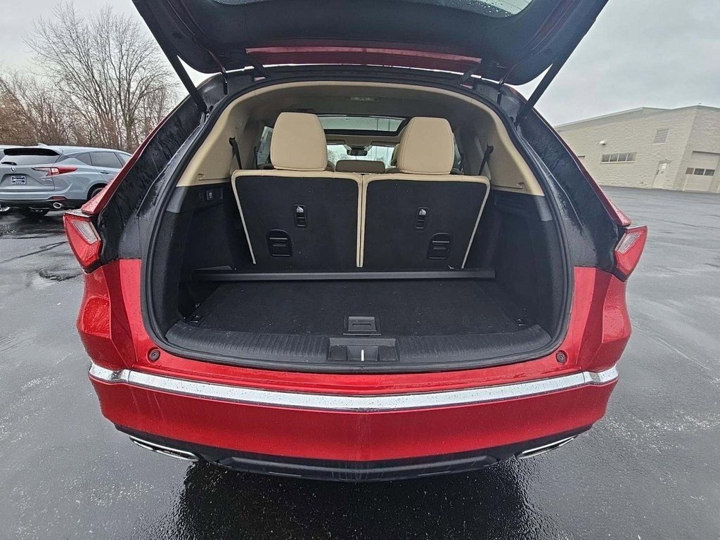 Used 2023 Acura MDX SH-AWD image 10