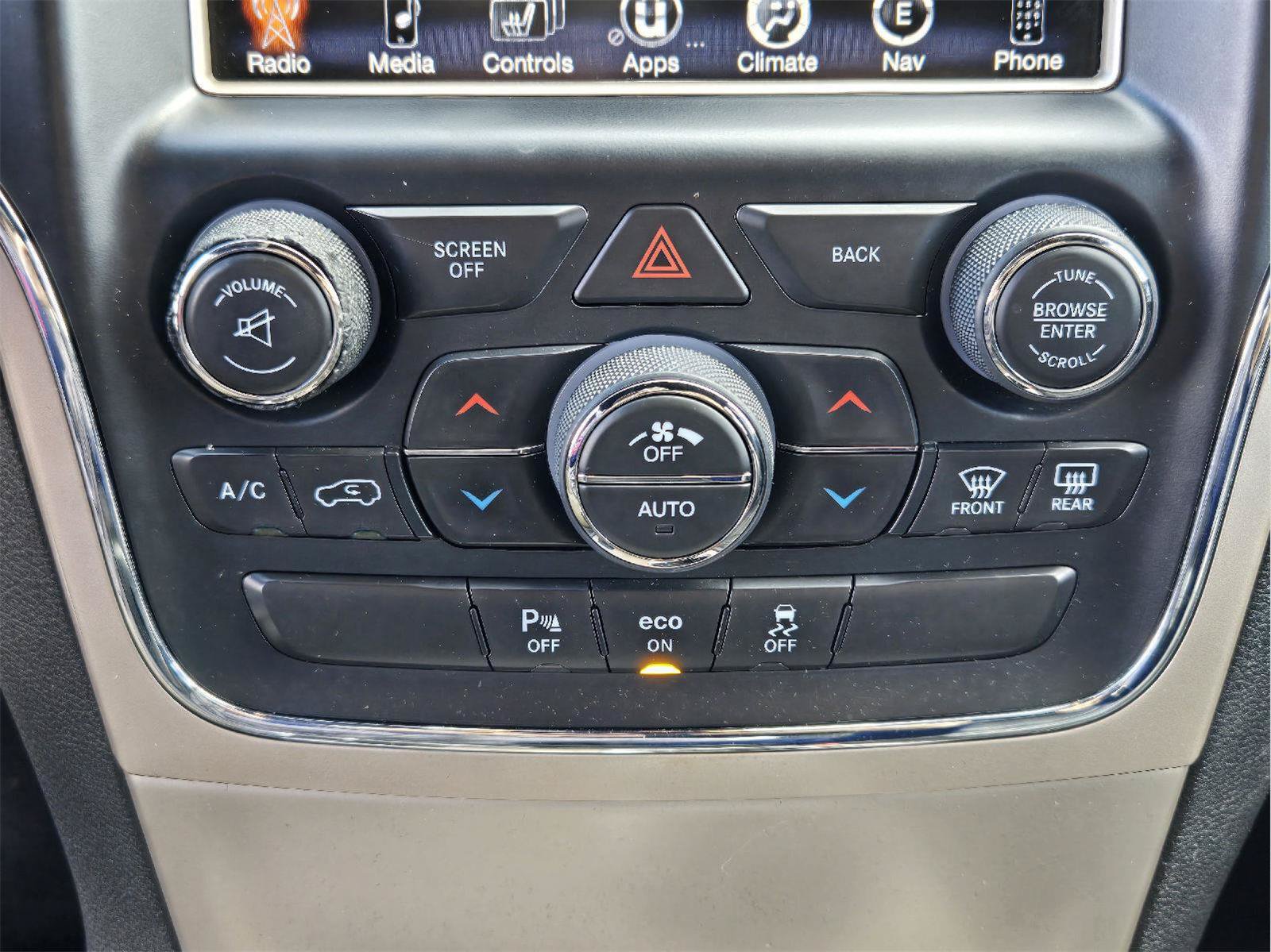 Used 2014 Jeep Grand Cherokee Overland w/ Trailer Tow Group IV RWD image 17