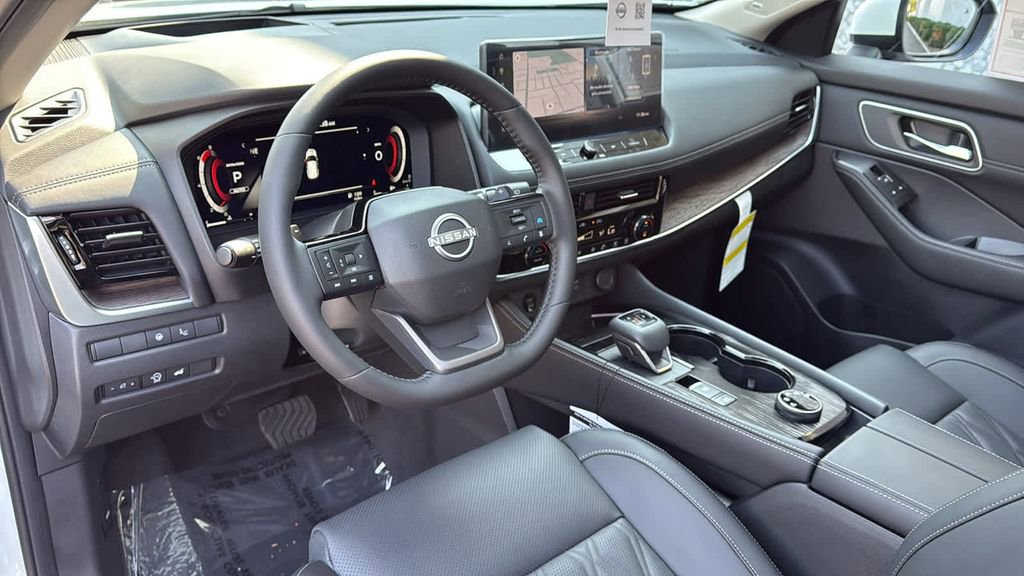 New 2026 Nissan Rogue Platinum w/ Platinum Premium Package AWD/4WD image 16