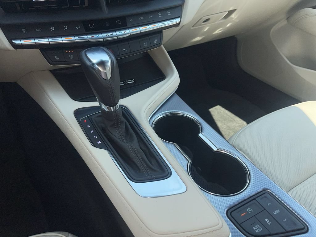 Certified 2025 Cadillac CT4 Premium Luxury AWD/4WD image 33