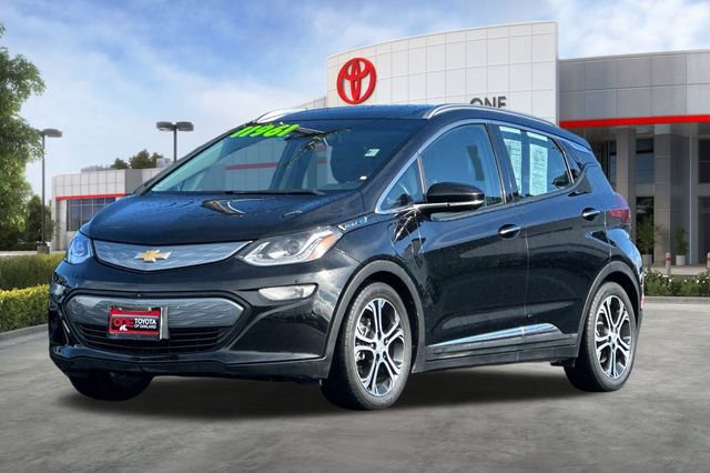Used 2017 Chevrolet Bolt Premier w/ Driver Confidence II Package image 9