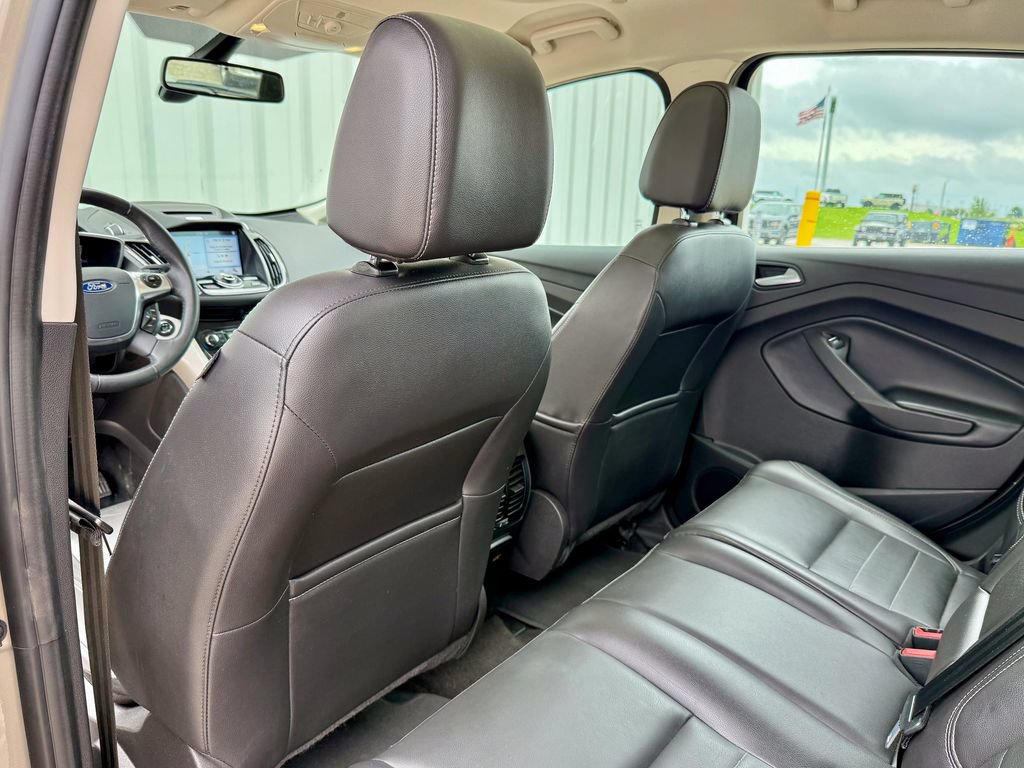 Used 2016 Ford C-MAX SEL w/ Equipment Group 302A FWD image 13
