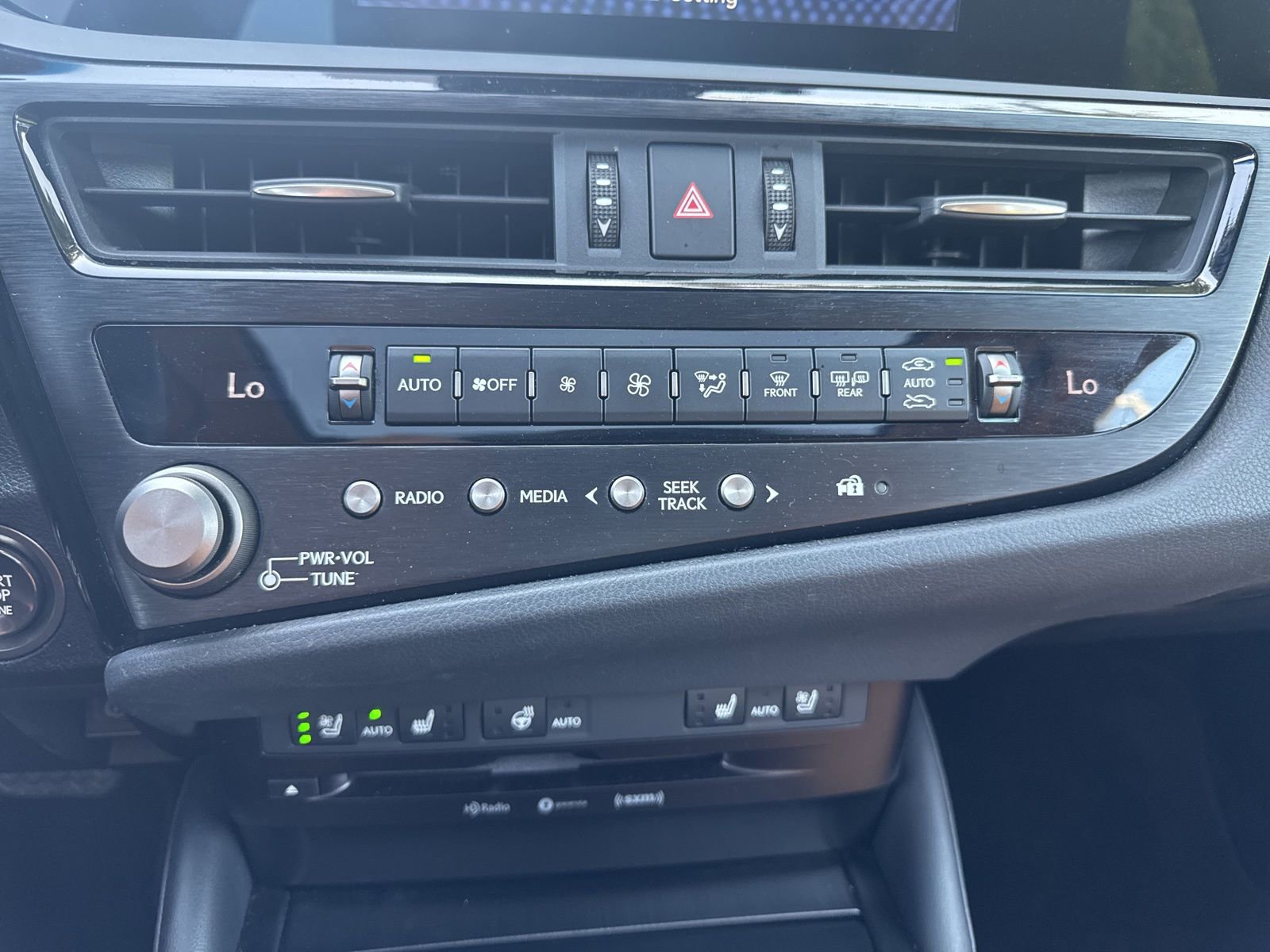 Used 2022 Lexus ES 350 w/ Premium Package image 15