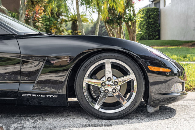 Used 2008 Chevrolet Corvette Coupe w/ Preferred Equipment Group RWD image 11