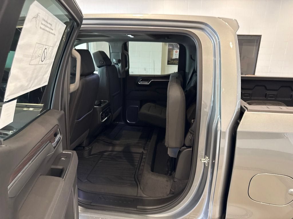 New 2026 GMC Sierra 1500 SLT w/ SLT Premium Plus Package AWD/4WD image 21