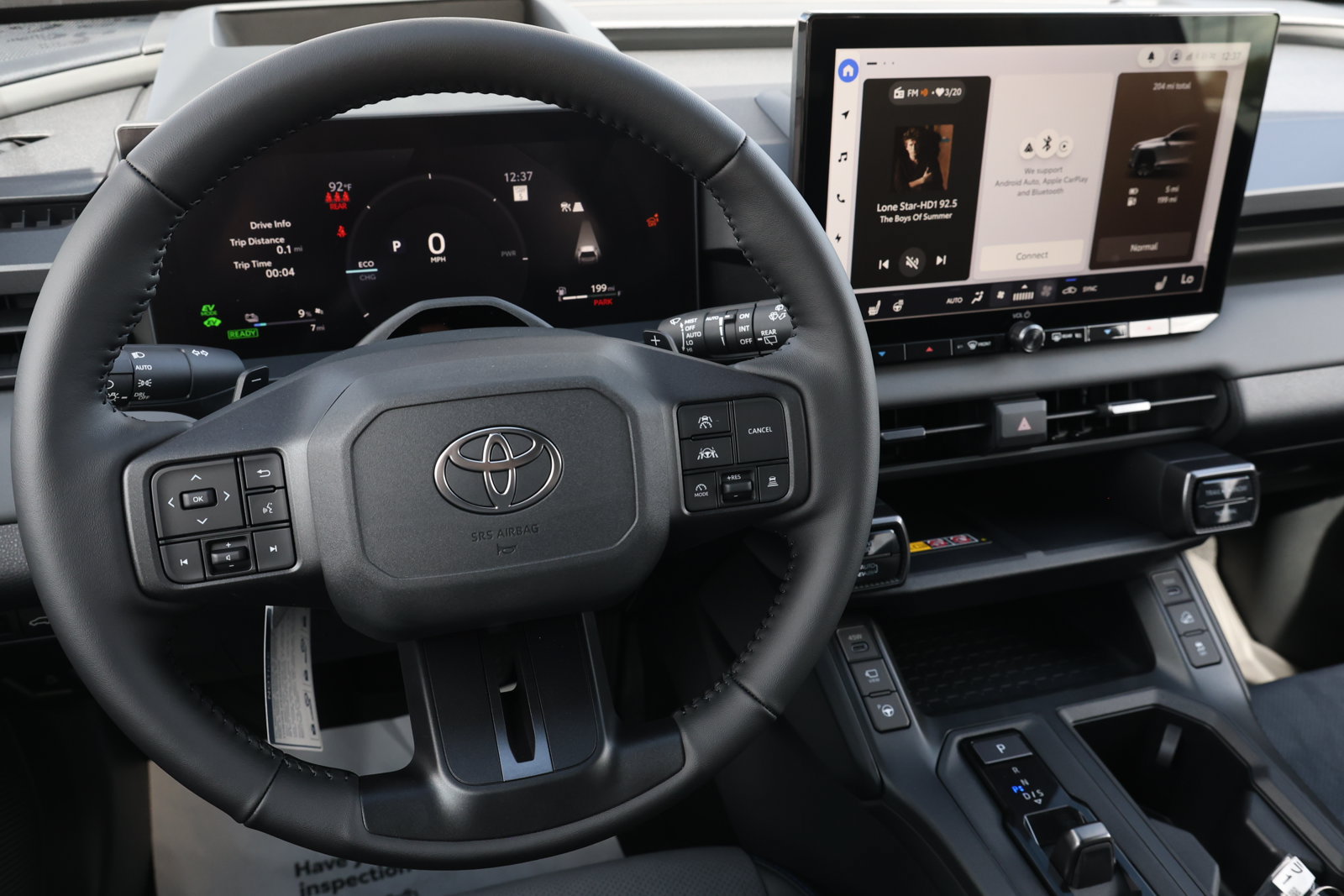 New 2026 Toyota RAV4 XSE w/ Panoramic Sun Roof Package AWD/4WD image 17