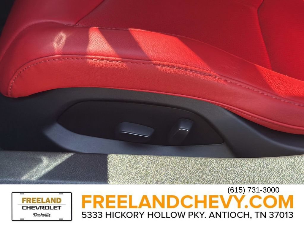 Used 2025 Chevrolet Corvette Z06 RWD image 20